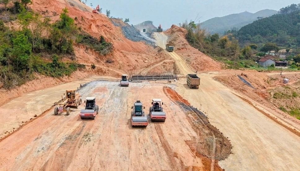 Tỉnh biên giới ghi nhận kỷ lục chưa từng có tiền lệ, "công thần" chính thức lộ diện - Ảnh 2