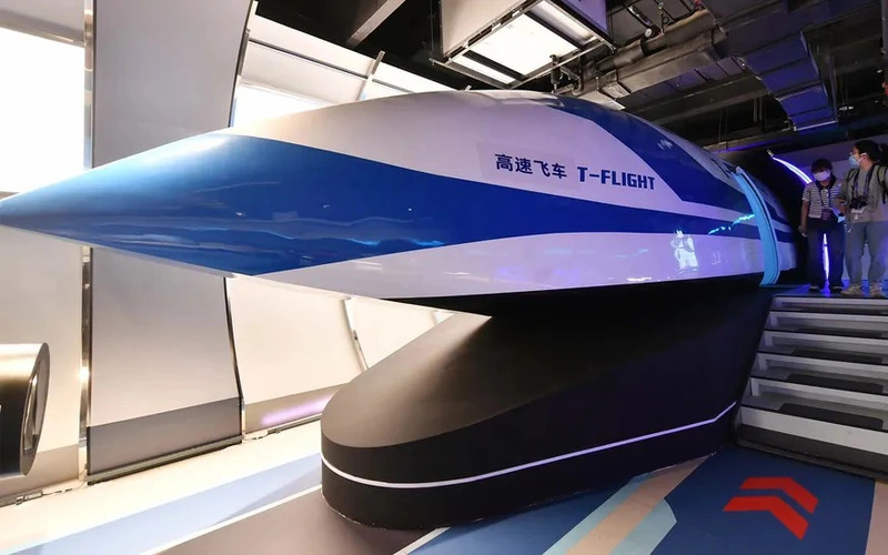 Chiêm ngưỡng siêu tàu đệm từ tốc độ "điên rồ", thế giới sửng sốt - Ảnh 2