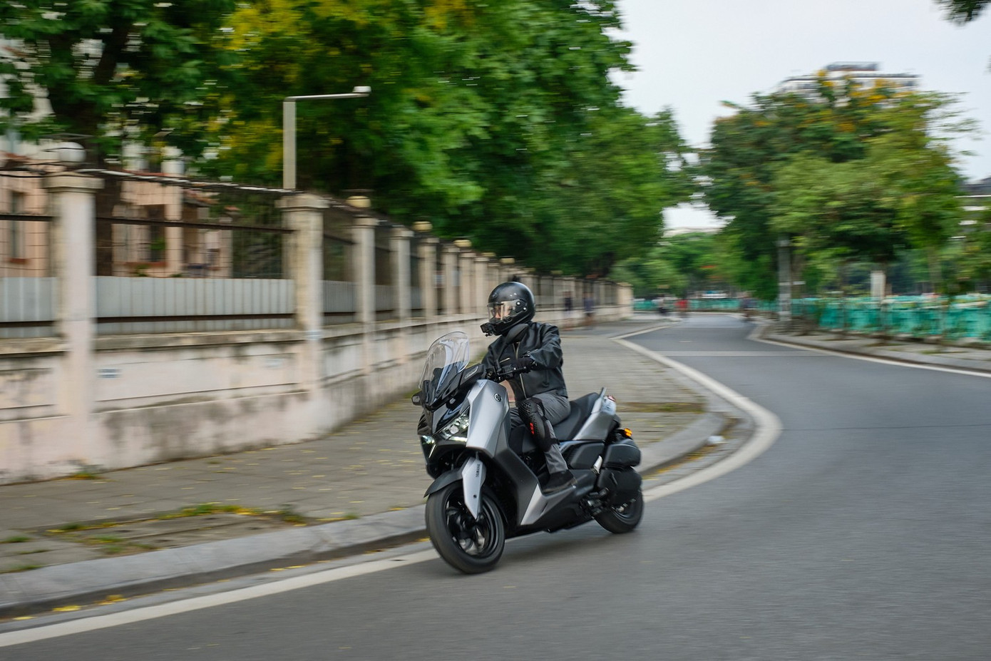 Sôi động phân khúc xe tay ga đường trường tại Việt Nam - Ảnh 2