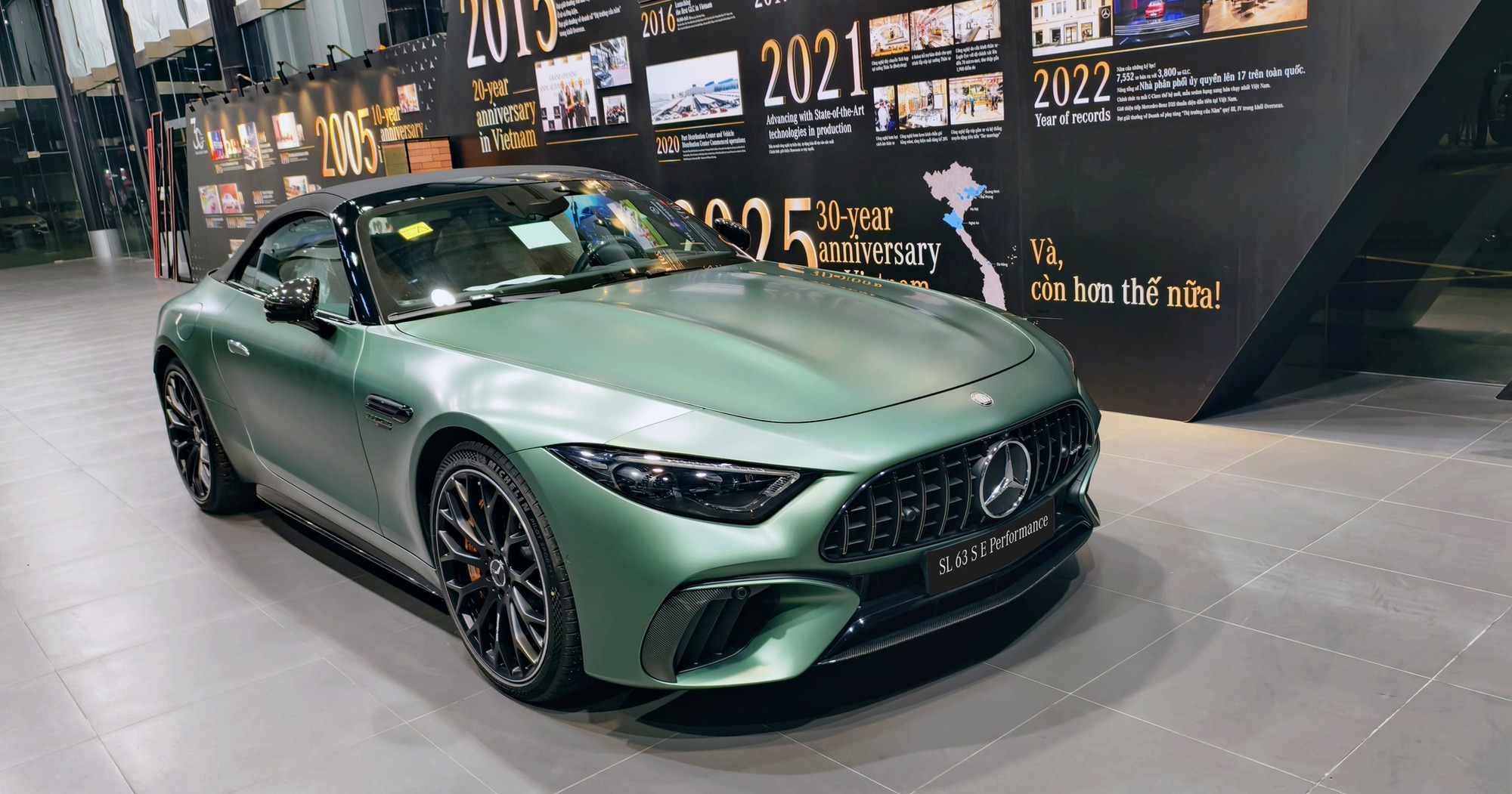 Loạt xe chỉ dành cho đại gia Việt ra mắt năm 2025: Đủ siêu xe đến siêu sang, nhiều mẫu hàng hiếm trên thế giới, có mẫu giá ngang 2 căn penthouse - Ảnh 9