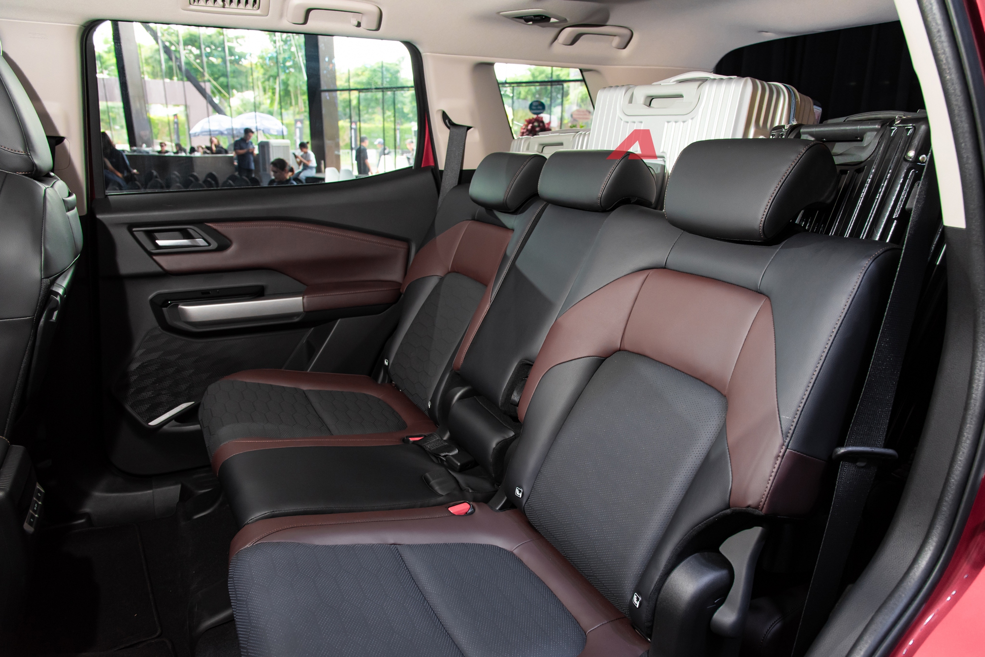 Cầm lái Mitsubishi Destinator: 6 bài sa hình ‘khét lẹt’ này biết luôn xe cầu trước 1.5L 7 chỗ thật sự sẽ thế nào! - Ảnh 17