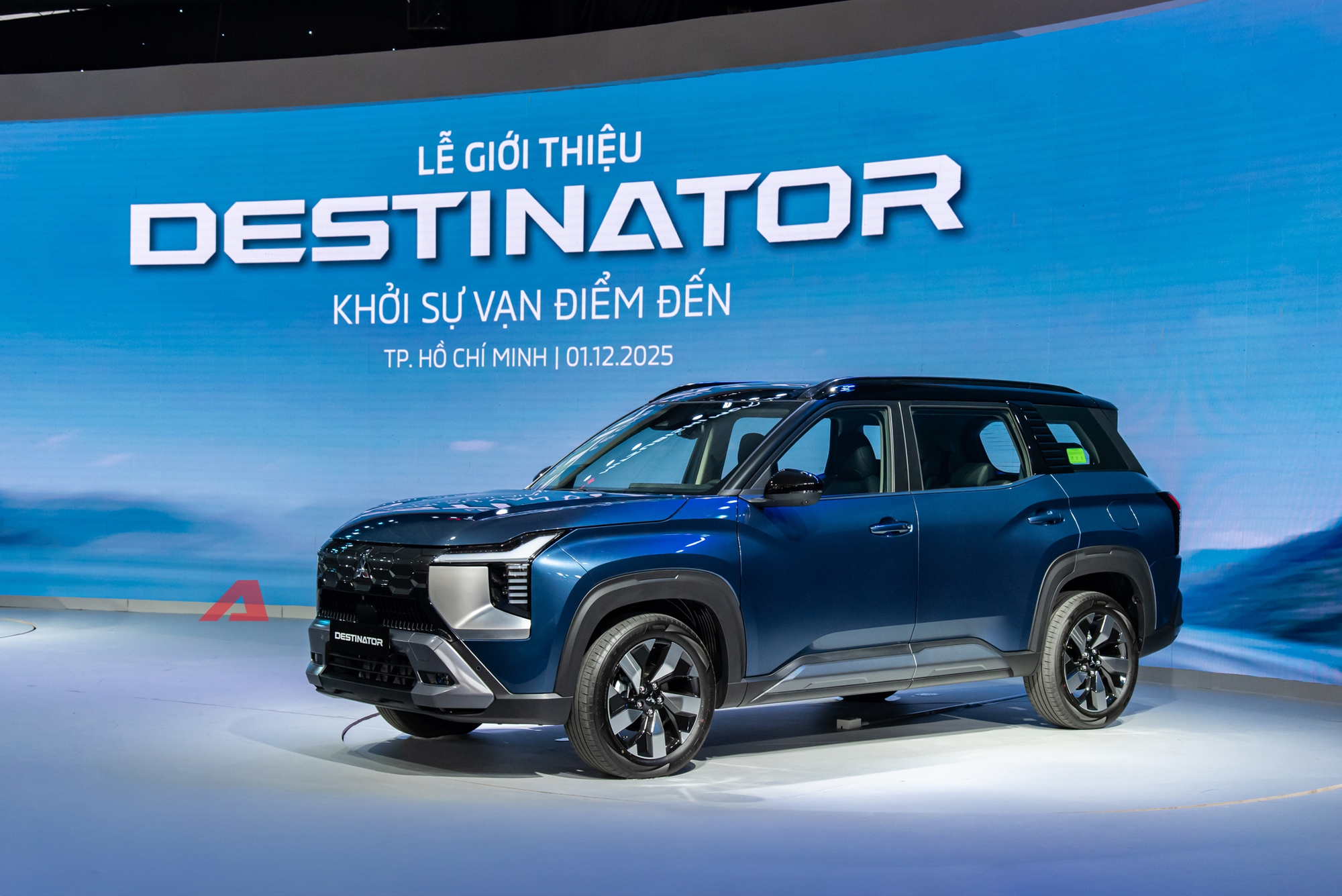 Cầm lái Mitsubishi Destinator: 6 bài sa hình ‘khét lẹt’ này biết luôn xe cầu trước 1.5L 7 chỗ thật sự sẽ thế nào! - Ảnh 1