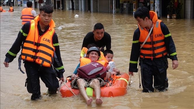 Chuyên gia hàng đầu thế giới hiến kế giúp giải quyết "thảm họa" khiến Việt Nam thiệt hại 13 tỷ USD/năm - Ảnh 3