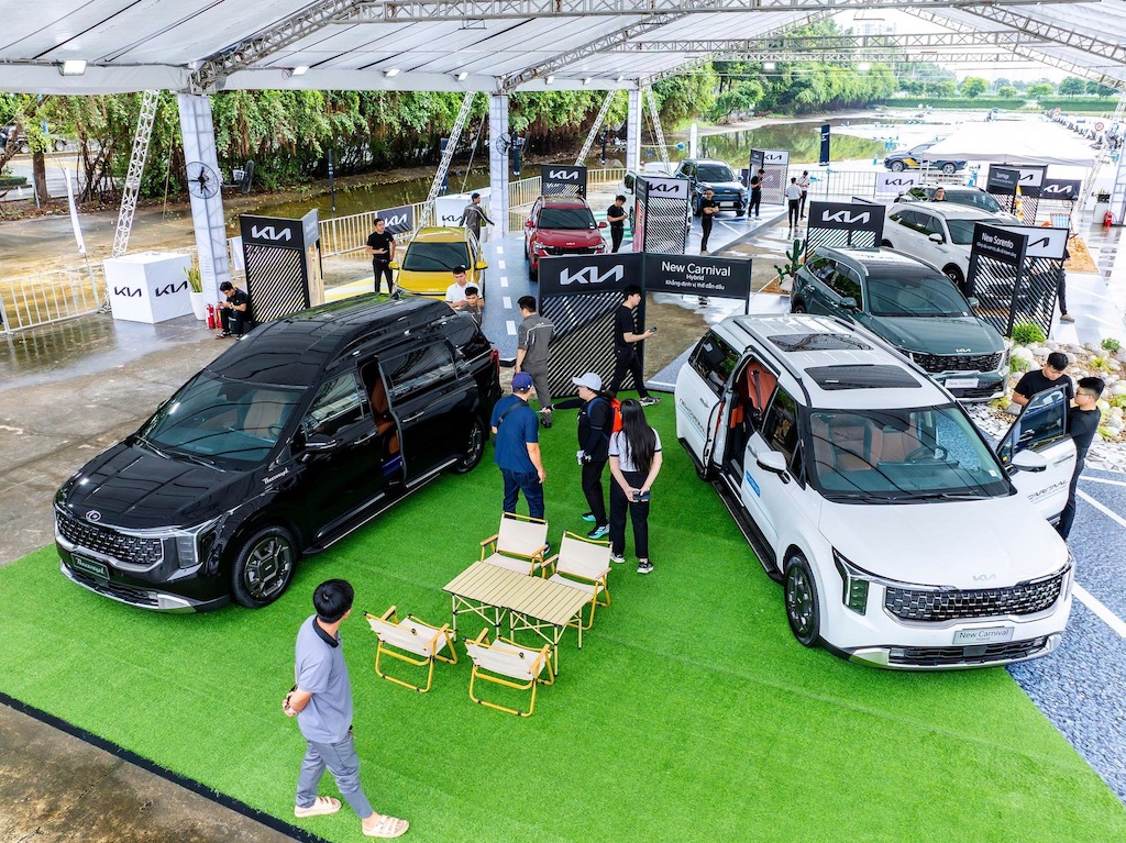 Doanh số ô tô tại Việt Nam tháng 11: Một hãng xe Nhật 'hụt hơi', nhiều phân khúc lao dốc doanh số - Ảnh 2