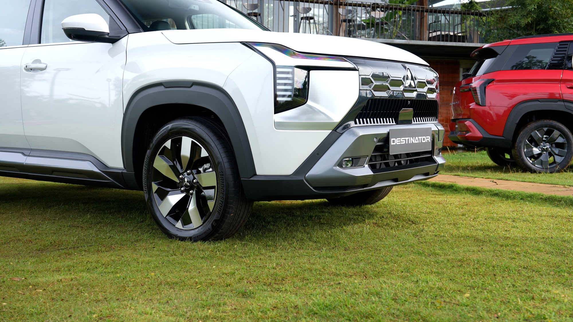 Mitsubishi Destinator chính thức ra mắt: SUV 7 chỗ giá từ 739 triệu đồng, Mazda CX5 và Ford Territory đã nóng mắt chưa? - Ảnh 3