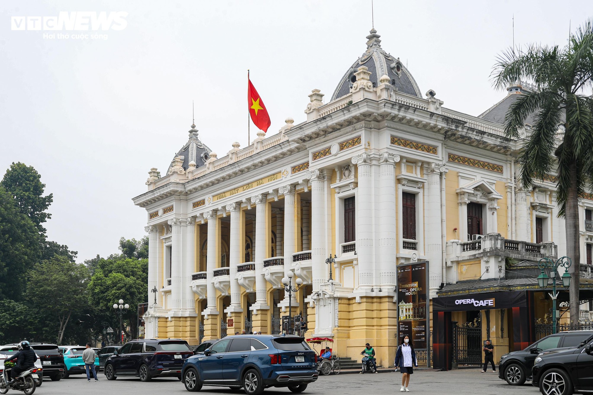 Toàn cảnh phường nhỏ nhất Hà Nội có 6 nhà hát, 3 bảo tàng, 3 trường đại học - Ảnh 6