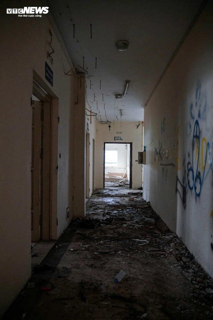 Nghìn căn tái định cư bỏ hoang giữa cơn khát nhà ở xã hội tại Hà Nội - Ảnh 4