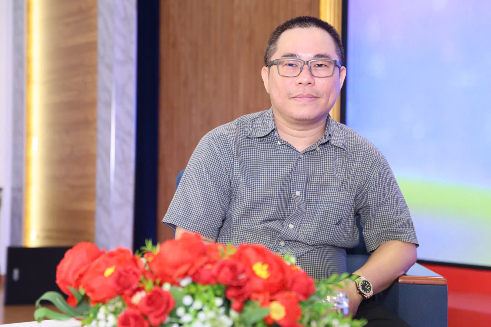 Chuyên gia khuyến cáo: "Tuyệt đối không vay tiền để mua vàng” - Ảnh 2