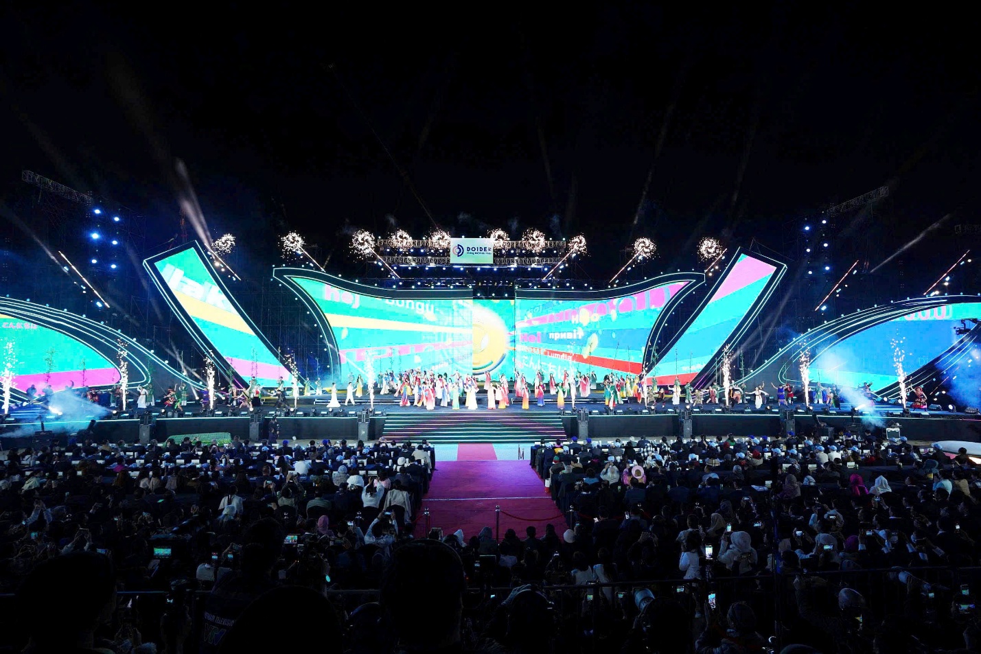 Khai mạc lễ hội Trà Quốc tế, nhiều kỷ lục được vinh danh - Ảnh 2