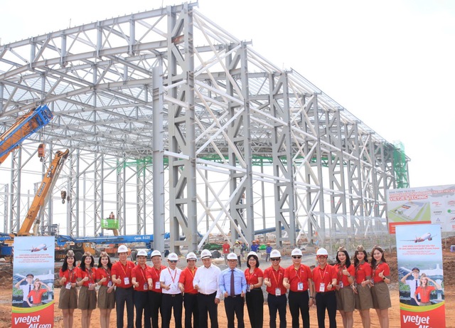Vietjet cất nóc hangar chuẩn quốc tế, khai trương chuyến bay tới Cảng Hàng không quốc tế Long Thành - Ảnh 1