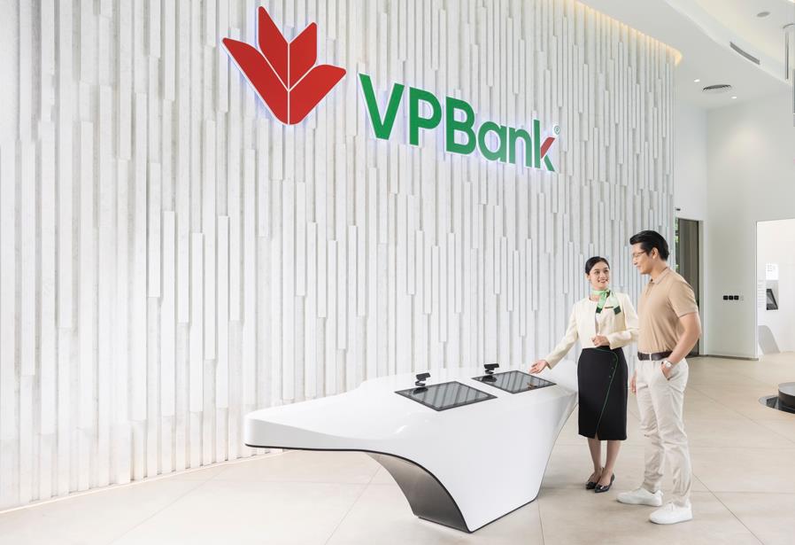 VPBank khẳng định vị thế hàng đầu với dịch vụ hiện đại, tiện lợi và bền vững - Ảnh 1