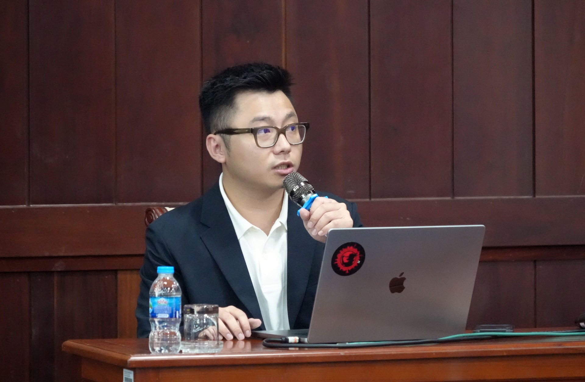 Đại diện Cục An ninh mạng: Xuất hiện thủ đoạn tấn công và điều khiển ATM để máy tự động nhả tiền, các ngân hàng cần chuẩn bị phòng ngừa - Ảnh 2