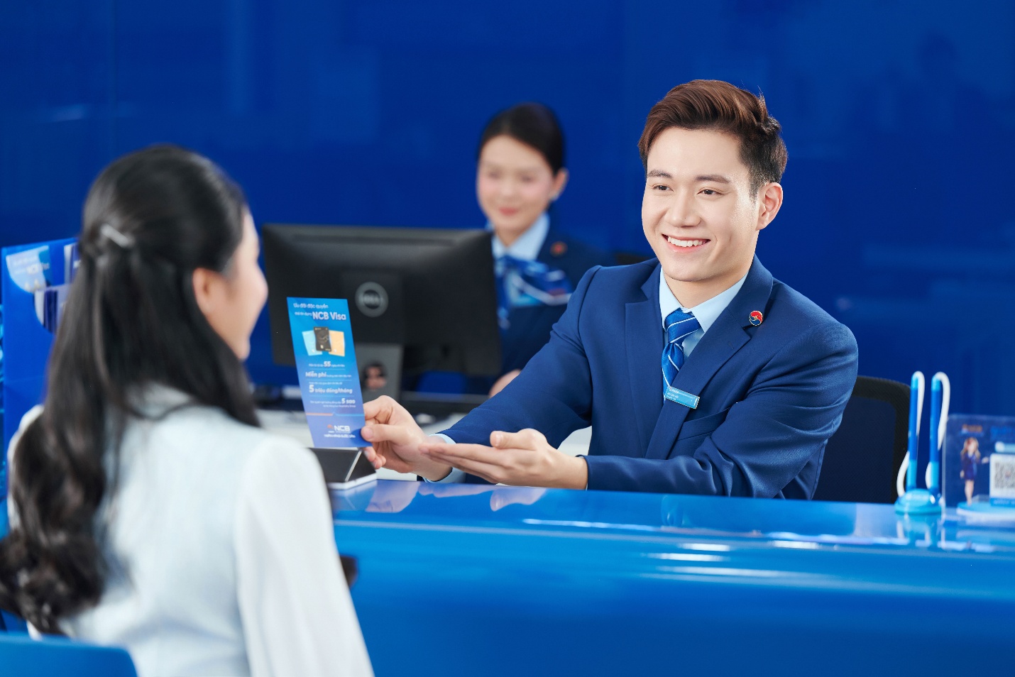 NCB Visa “Tự Hào” lọt Top 10 Sản phẩm - Dịch vụ Tiên phong 2025 - Ảnh 3