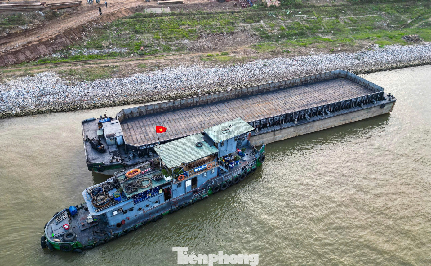 Toàn cảnh công trường thi công cầu Mễ Sở rộng 4 làn xe nối Hà Nội - Hưng Yên. - Ảnh 12