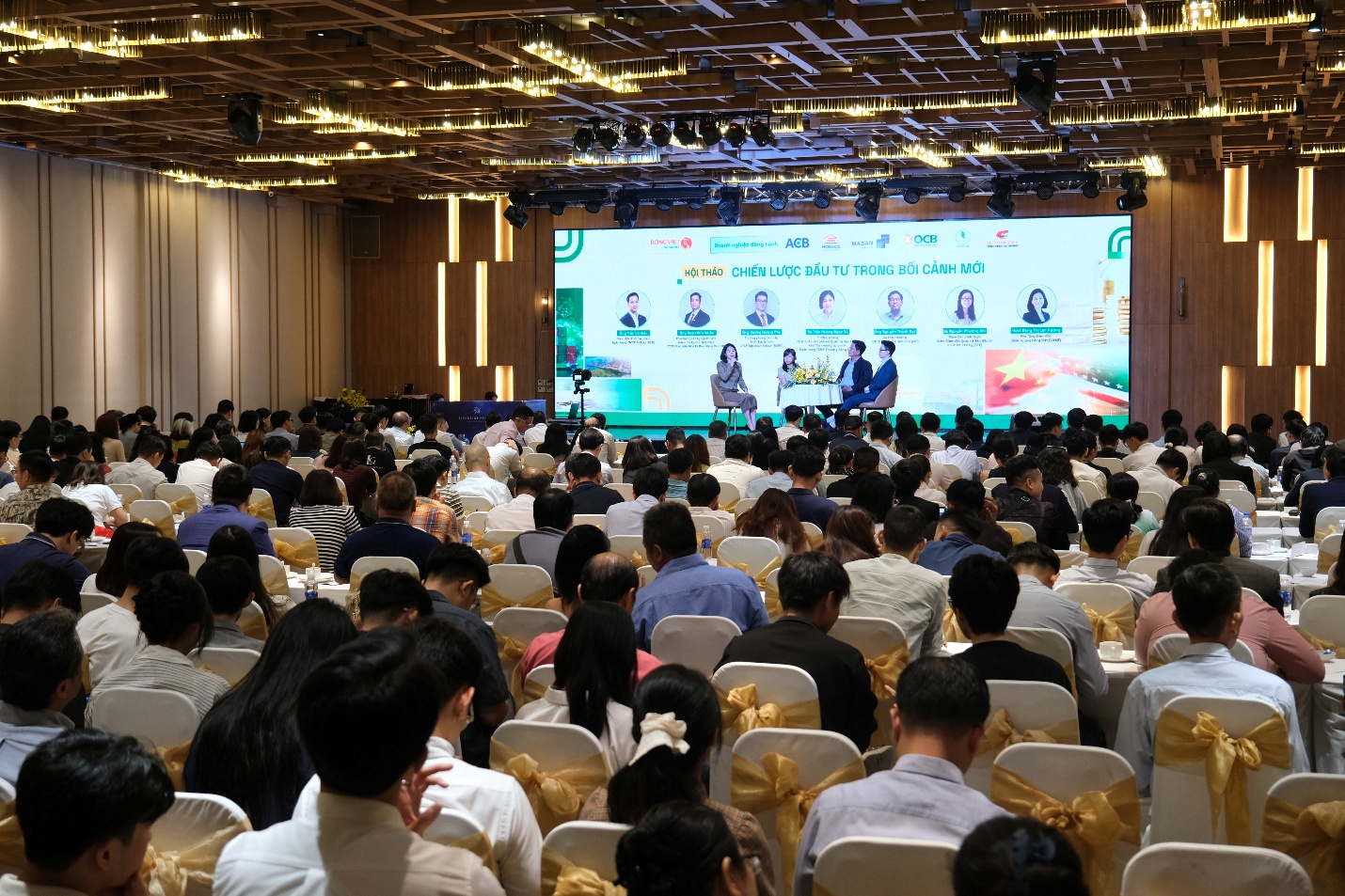 Chứng khoán Rồng Việt kỷ niệm 19 năm “Vững bền giá trị - Vững chắc tương lai” - Ảnh 2