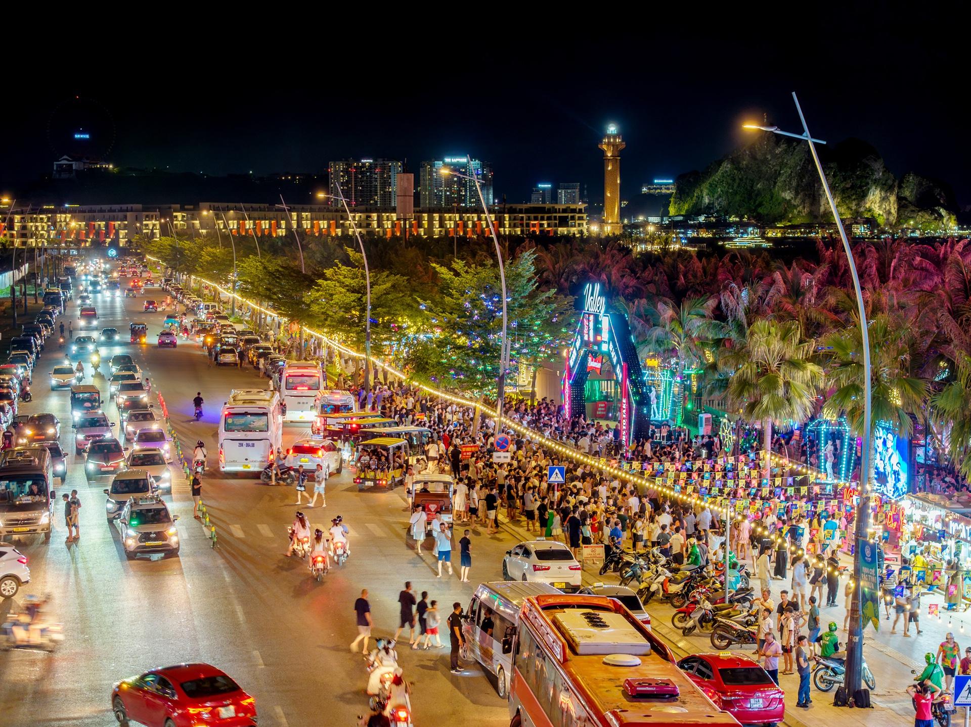 Downtown du lịch 24/7: Nhịp sống không ngủ của đô thị ven biển Bãi Cháy - Ảnh 2