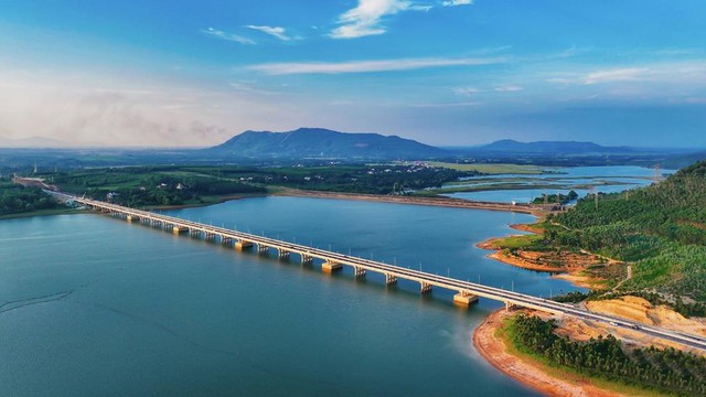 Dấu ấn VINACONEX trên hành trình hoàn thành 3.000 km cao tốc quốc gia - Ảnh 2