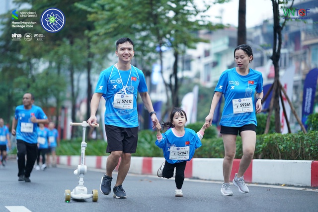 Standard Chartered và câu chuyện đầu tư dài hạn cho cộng đồng qua giải Marathon - Ảnh 2