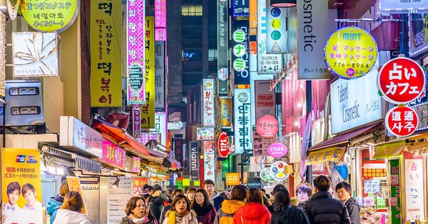 Thương phố thịnh vượng bên dòng Mekong