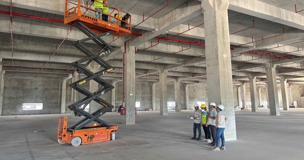 Tăng trưởng đột phá, HVC liên tiếp trúng thầu, đạt nhiều dấu mốc quan trọng