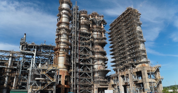 Vận hành Nhà máy nhiên liệu sinh học Dung Quất, phối trộn xăng sinh học từ 1/2026