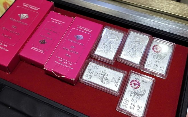 Giá bạc thế giới lao dốc, bạc trong nước giảm mạnh hơn 200.000 đồng/lượng - Ảnh 1