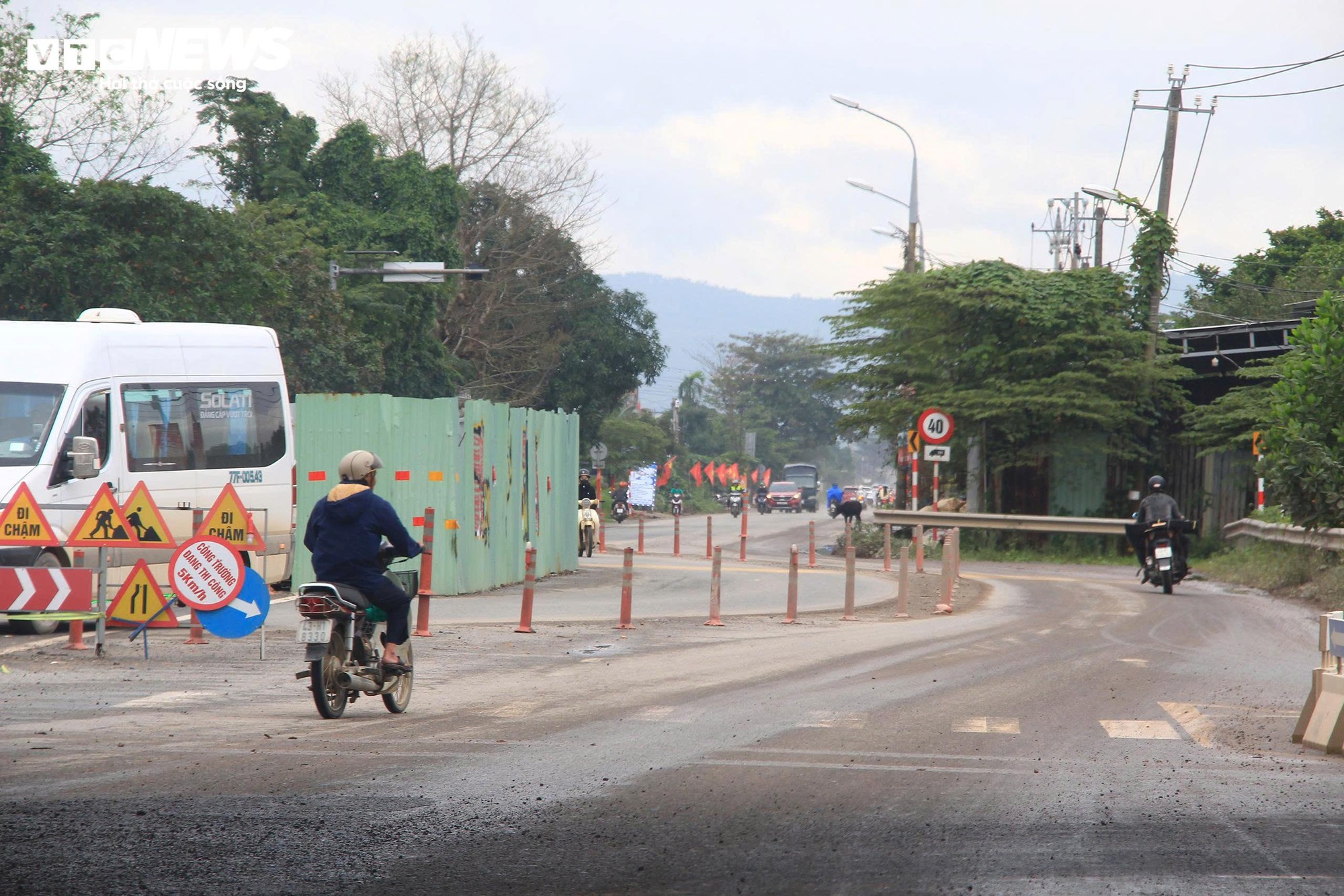 Quốc lộ 14B nát như tương, dân ngao ngán dự án cải tạo gần 780 tỷ thi công ì ạch - Ảnh 4