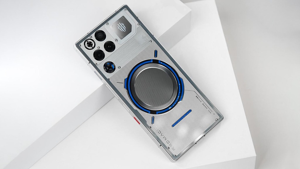 Gaming phone mạnh nhất thị trường REDMAGIC 11 Pro vừa mở đặt trước, giá từ 18,99 triệu đồng - Ảnh 1