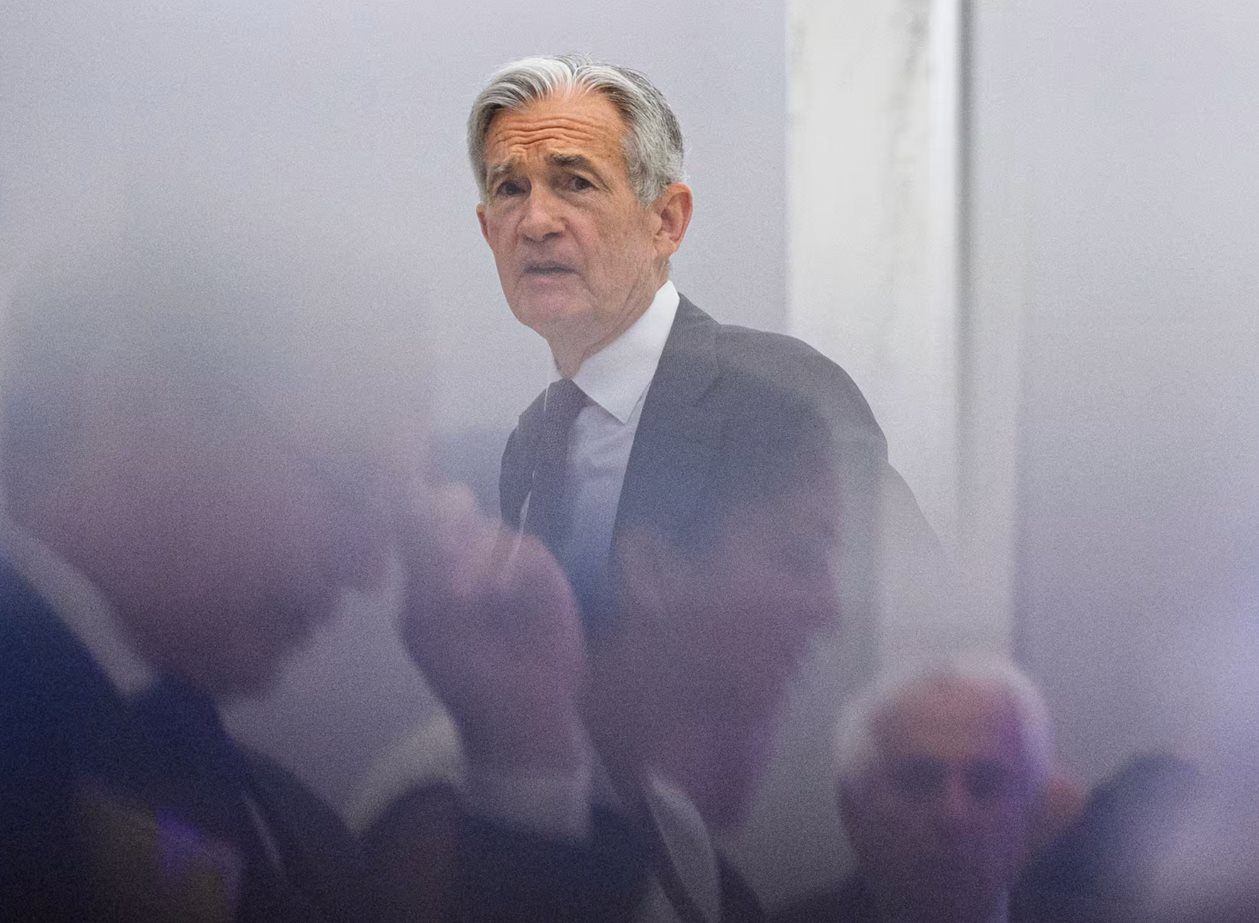 Cuộc họp cuối cùng trong năm đến gần, giới chuyên gia đồng loạt dự báo Fed sẽ hạ lãi suất 0,25 điểm phần trăm bất chấp nội bộ chia rẽ mạnh - Ảnh 1