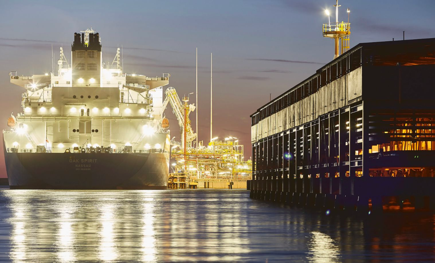 EU tìm được cứu tinh - Ảnh 1