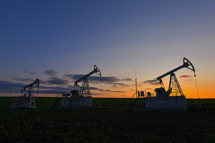 Vừa rời xa dầu Nga, quốc gia BRICS gặp bão tố: Mua dầu từ nhà cung cấp cách 17.000 km với chi phí đắt đỏ, nguồn cung không ổn định - Ảnh 1