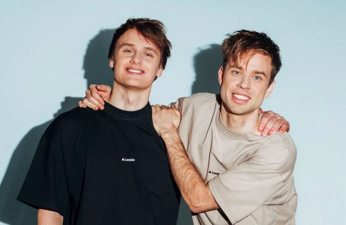 Startup gần 7 tỷ USD gây 'sôt' vì giúp người không biết lập trình cũng có thể làm phần mềm, doanh thu 200 triệu USD/năm, hiện có 320.000 khách trả phí - Ảnh 1