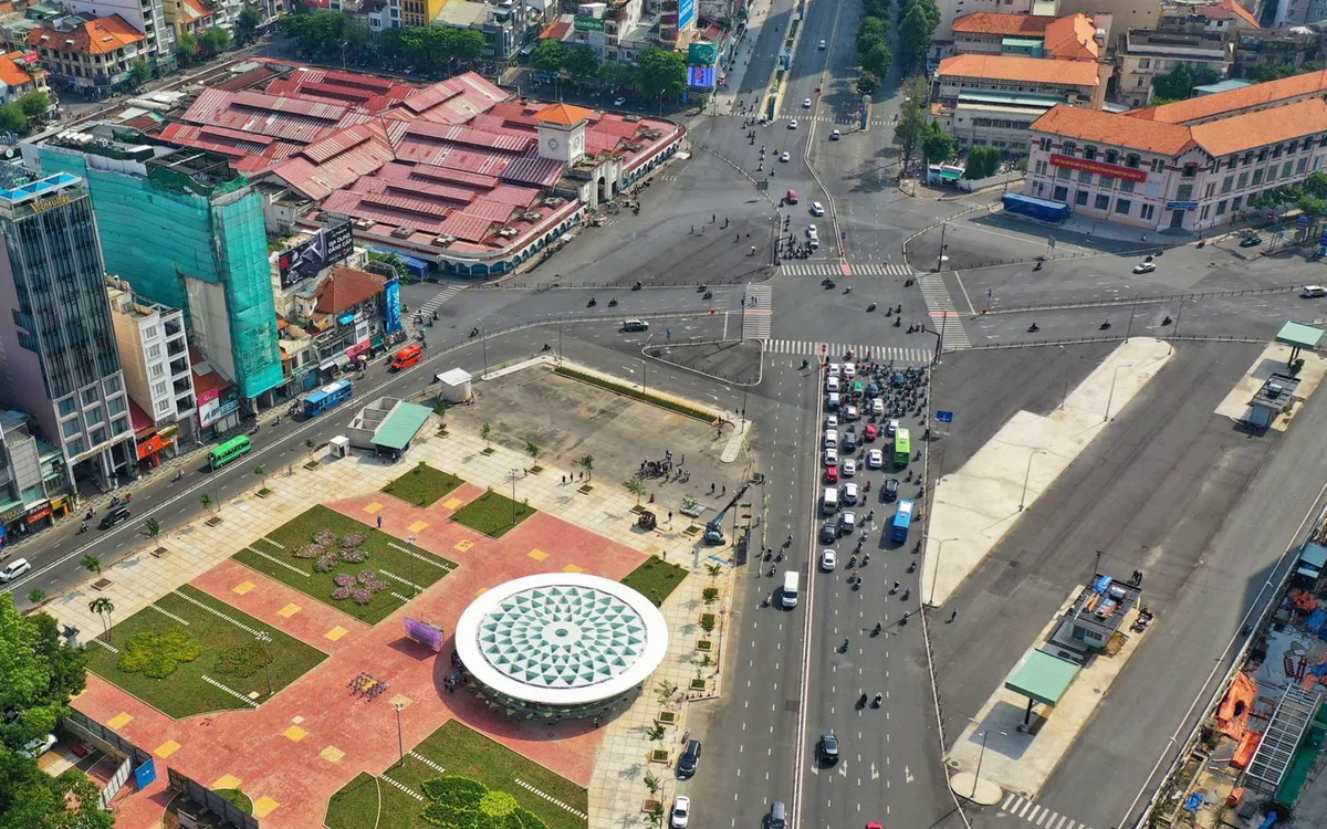 TP Hồ Chí Minh điều chỉnh metro số 2: Kéo dài tuyến thêm 200m, kết nối trực tiếp ga Bến Thành - Ảnh 1