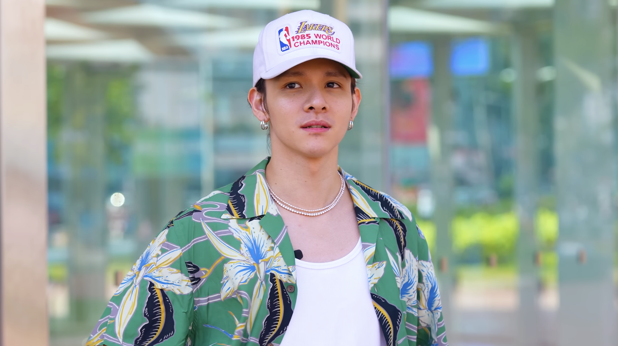 Khách Tây sốc nặng khi biết giá tô phở ở Việt Nam, chỉ biết thốt lên "Không thể nào!" - Ảnh 2