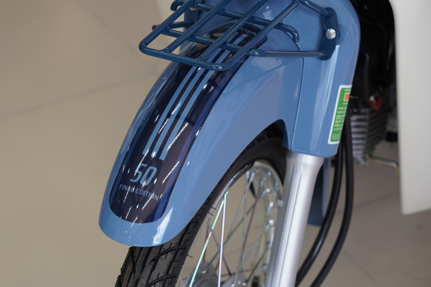 Bản độ ‘nhẹ’ Honda Super Cub 50 Final Edition giá trên 100 triệu đồng - Ảnh 7