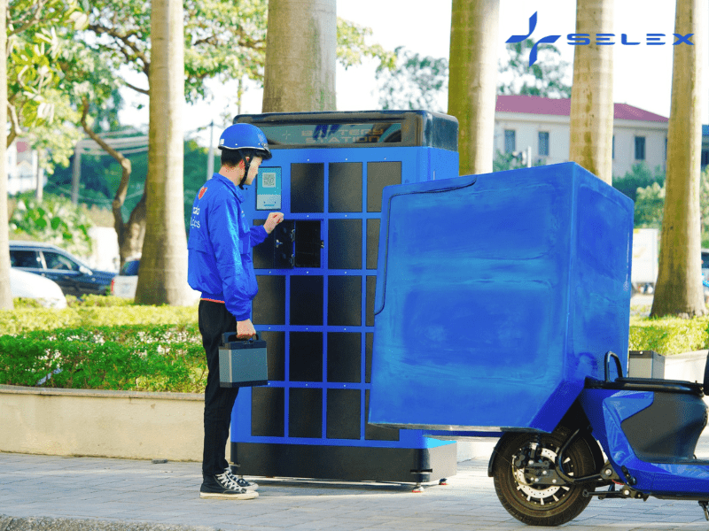 Chung cư HH Linh Đàm cấm gửi xe điện, Selex Motors nhanh tay đề xuất làm trạm đổi pin 2 phút, không cần sạc trong hầm - Ảnh 1