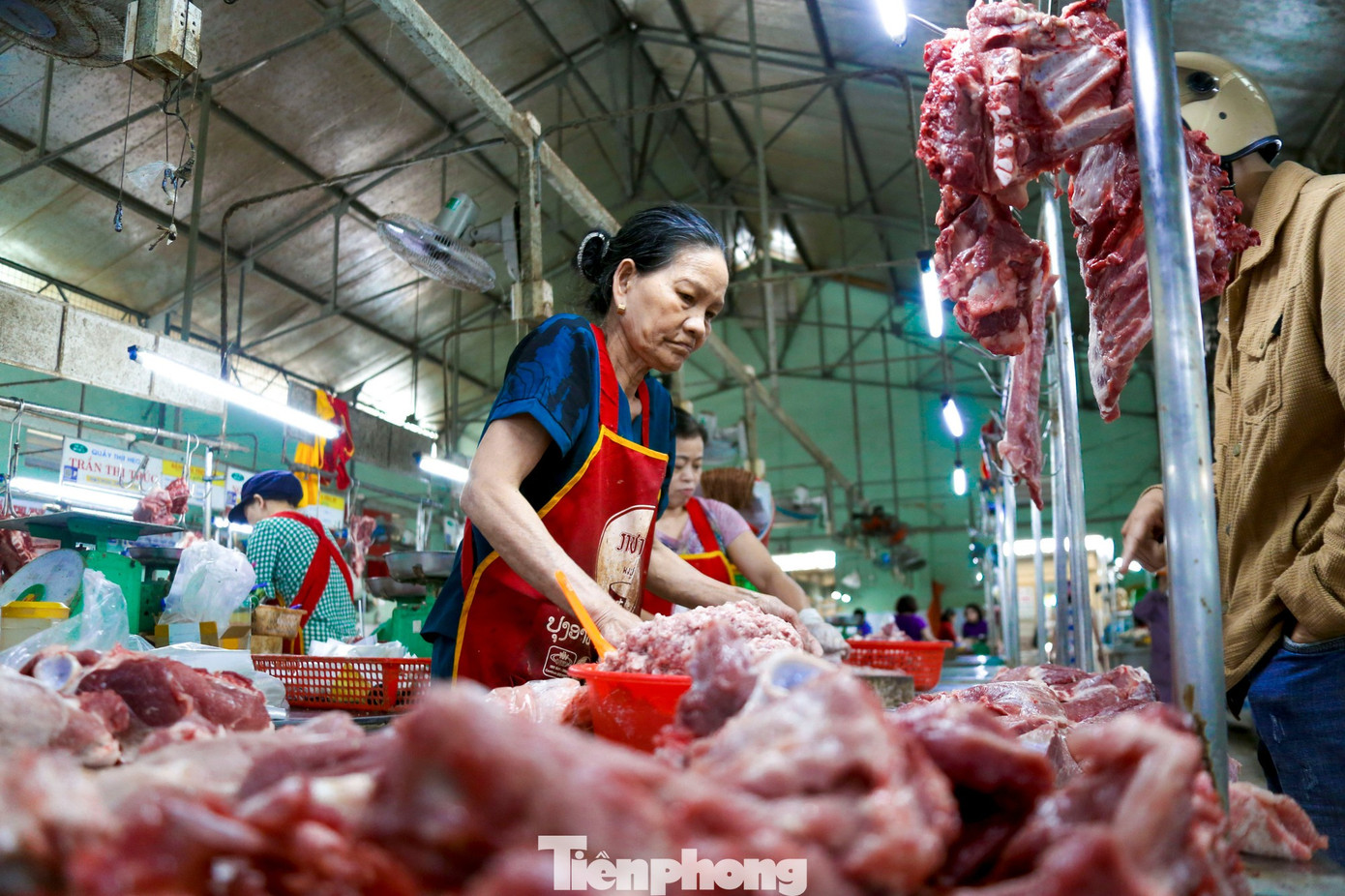 Hơn 1,2 triệu con lợn bị tiêu hủy, giá thịt biến động ra sao? - Ảnh 1