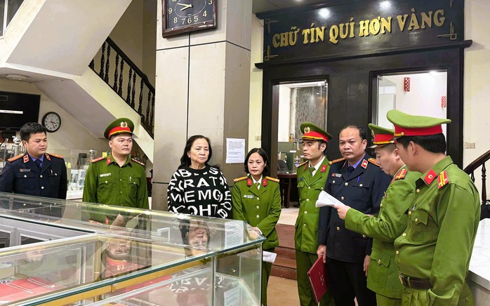 Công ty của chủ tiệm vàng bị bắt ở Thanh Hóa: Hé lộ giai đoạn tăng vốn thần tốc, chỉ có 8 lao động - Ảnh 1