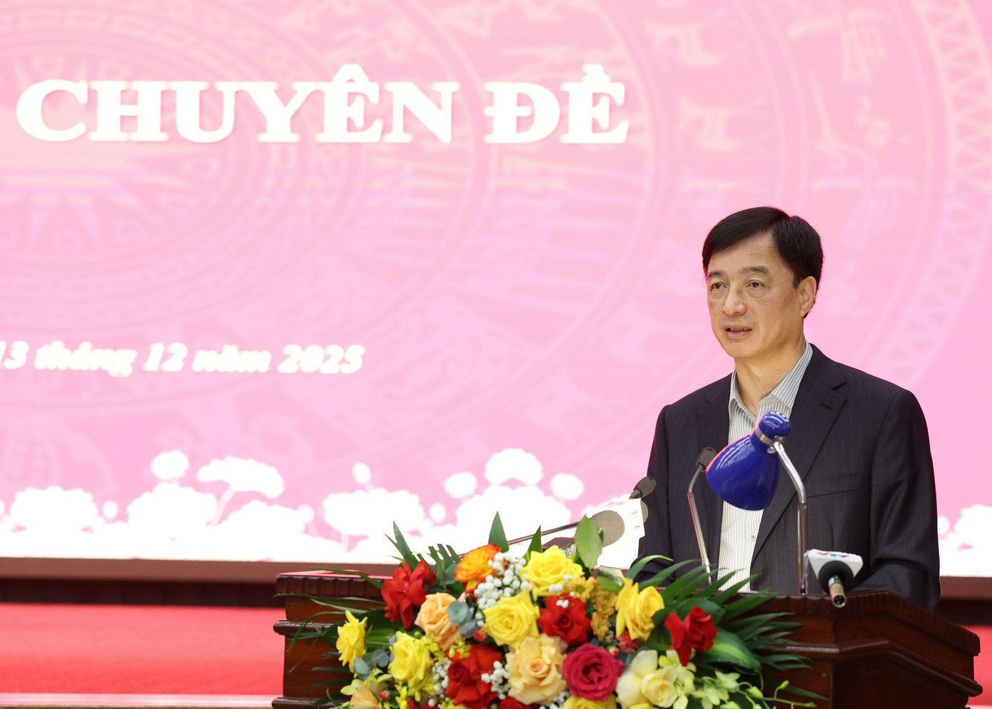 Hà Nội thông qua chủ trương đầu tư 2 siêu dự án có vốn đầu tư hơn 1,77 triệu tỷ đồng - Ảnh 2