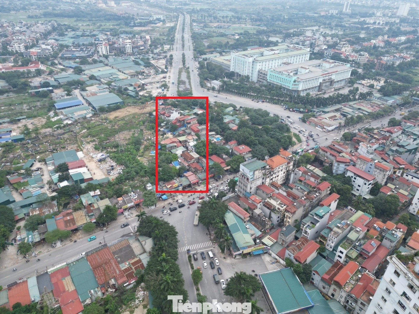 Nút giao ‘dị dạng’ đang chờ duyệt giá đất đền bù cho 100 hộ dân - Ảnh 1