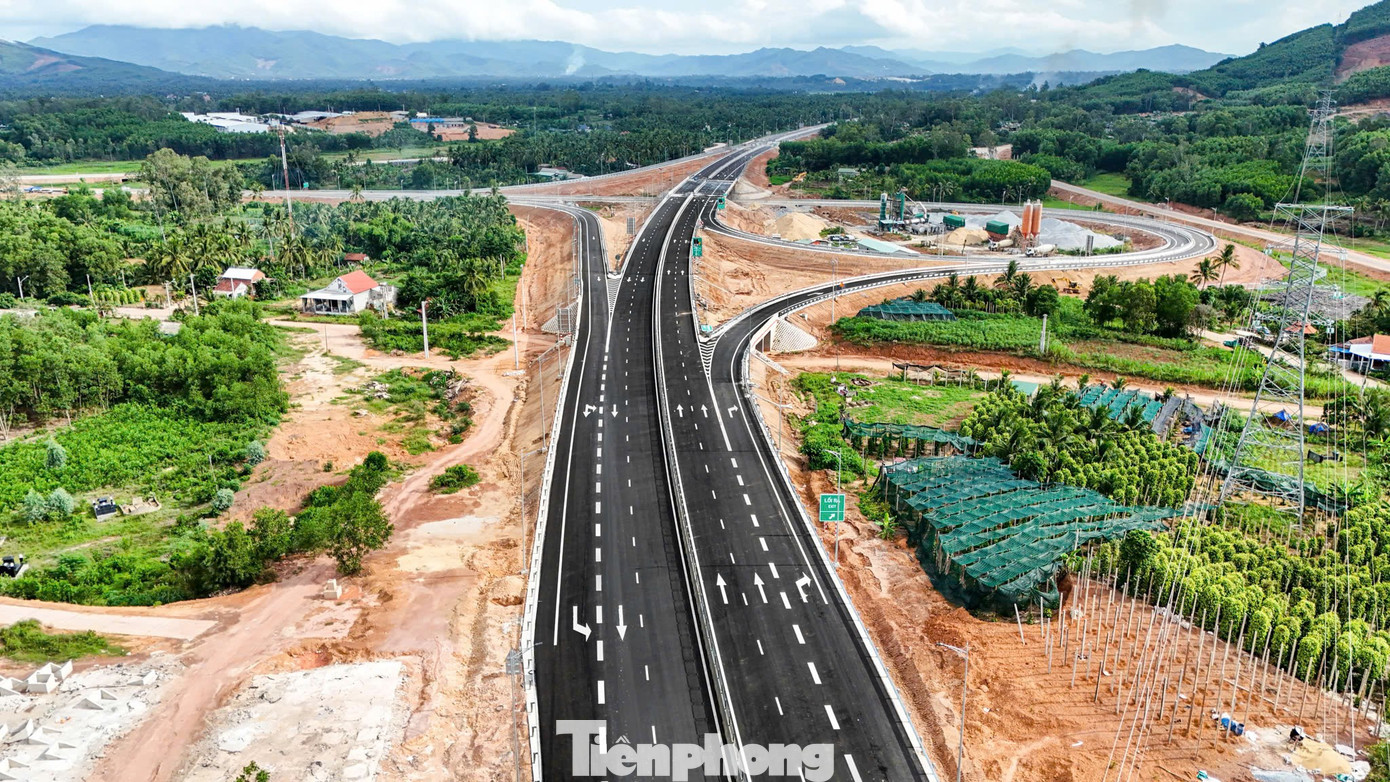 Cao tốc Quảng Ngãi - Hoài Nhơn 'chạy nước rút' - Ảnh 5