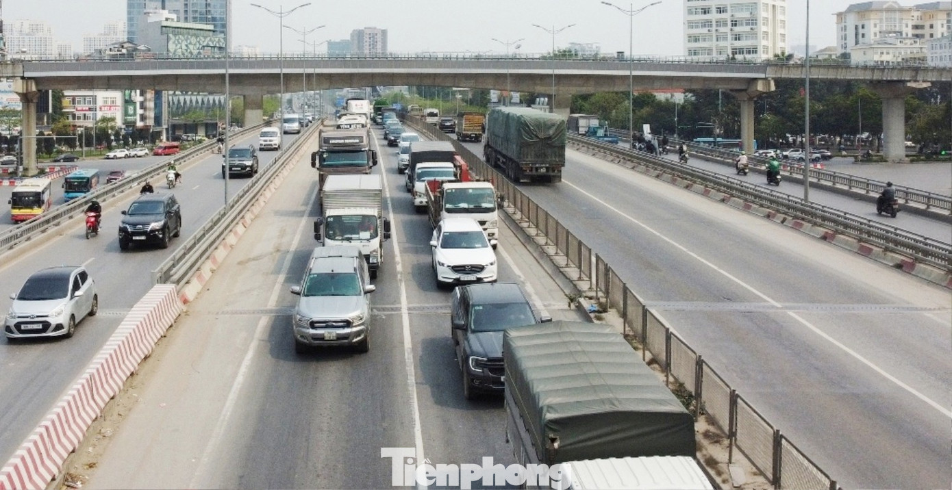 Thực trạng giao thông đường trên cao Vành đai 3 chuẩn bị cấm theo giờ đối với xe tải - Ảnh 7