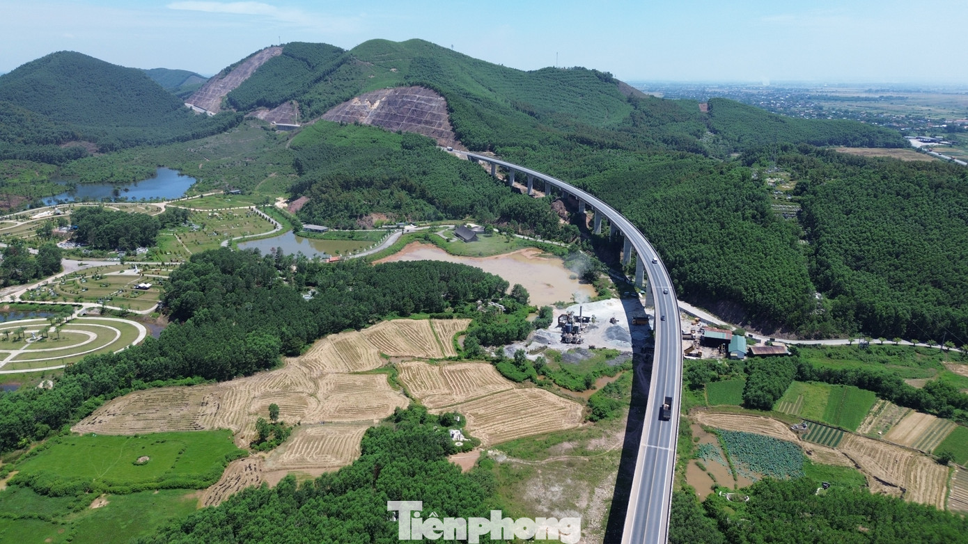 Tuyến cao tốc Cam Lộ - La Sơn giai đoạn 2 kịp khởi công trong năm nay? - Ảnh 10