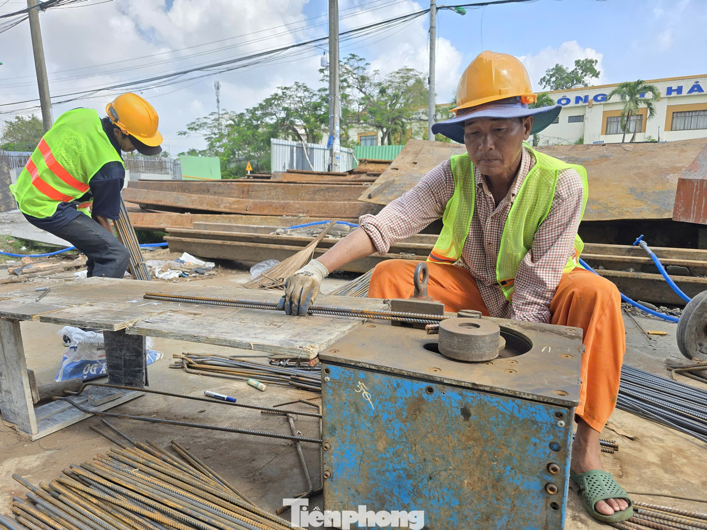 Bên trong công trường nâng cấp quốc lộ tính dư hơn 3.000 tỷ đồng ở Cần Thơ - Ảnh 13