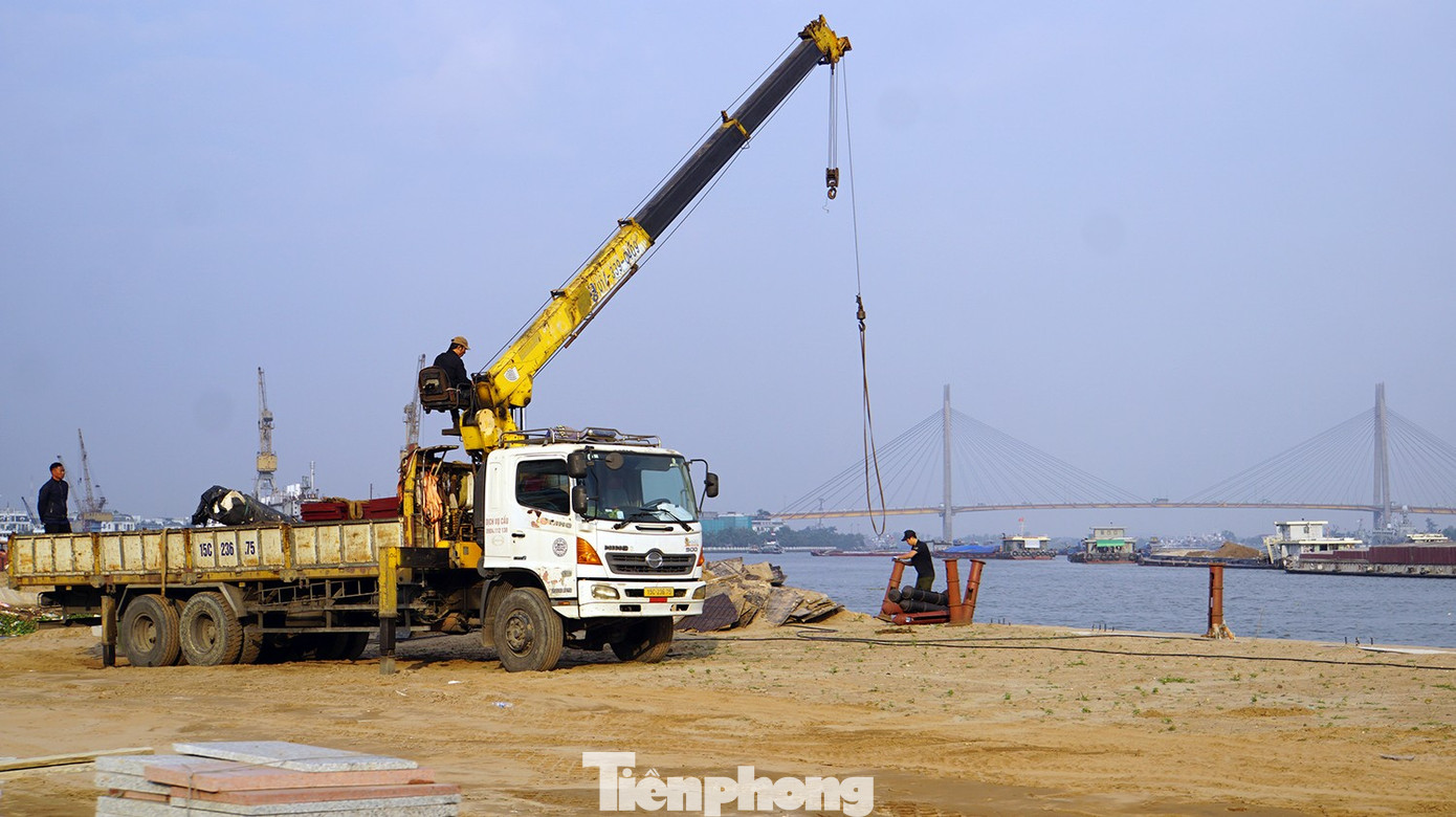 Lãnh đạo TP Hải Phòng ra 'tối hậu thư', gấp rút thi công dự án cải tạo bờ sông Tam Bạc - Ảnh 2