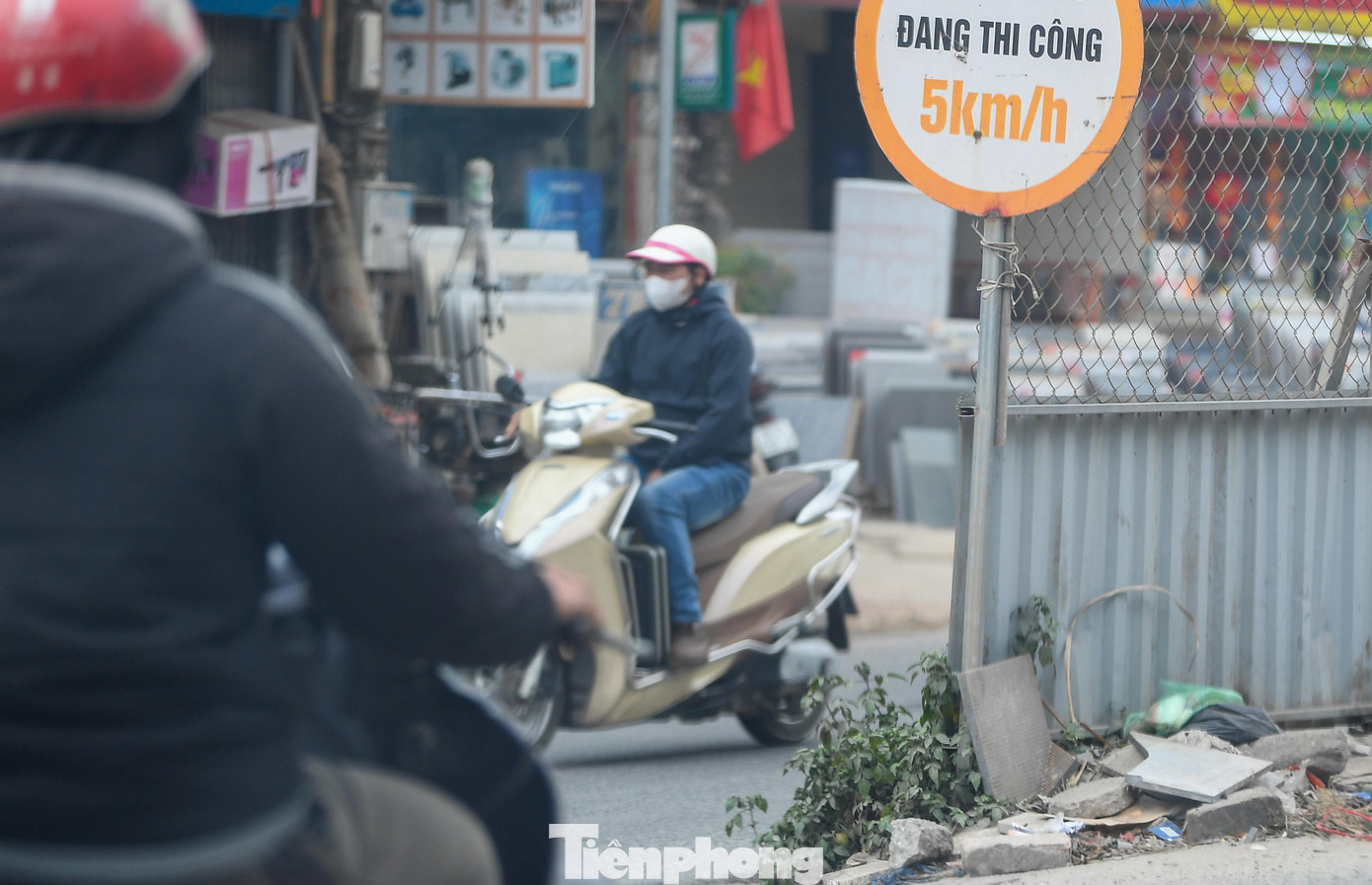 Tuyến đường Tố Hữu thi công gần 10 năm chưa xong - Ảnh 2