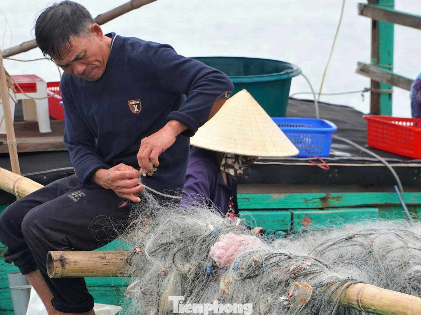 Cận cảnh cảng cá 280 tỷ đồng vừa đưa vào khai thác tại Hà Tĩnh - Ảnh 10