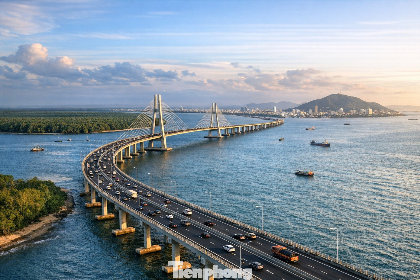 Thời điểm khởi công cầu và đường vượt biển Cần Giờ hơn 104.000 tỷ đồng - Ảnh 2