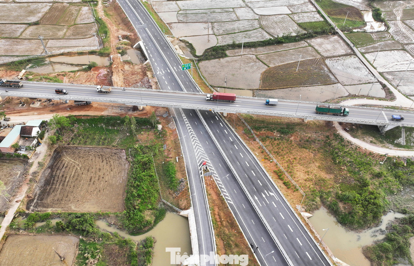 Tuyến cao tốc hơn 12.400 tỷ đồng qua Gia Lai sắp thông xe - Ảnh 6