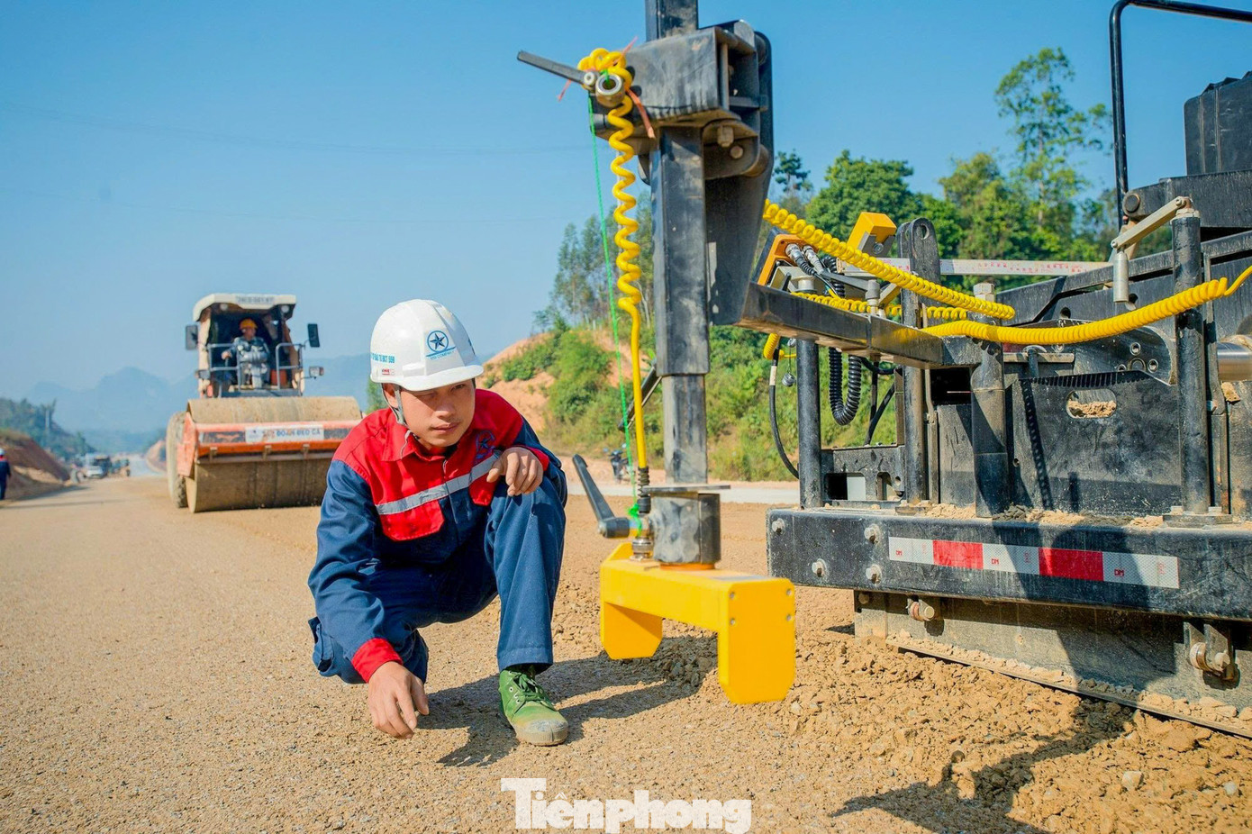 Cao tốc Hữu Nghị - Chi Lăng chạy đua đến cột mốc ngày khánh thành - Ảnh 9